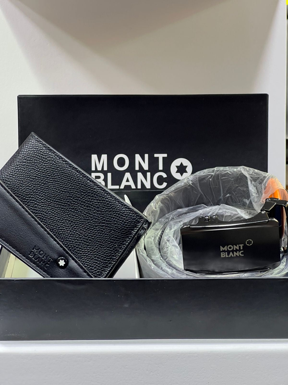Mont blanc wallet and belt set